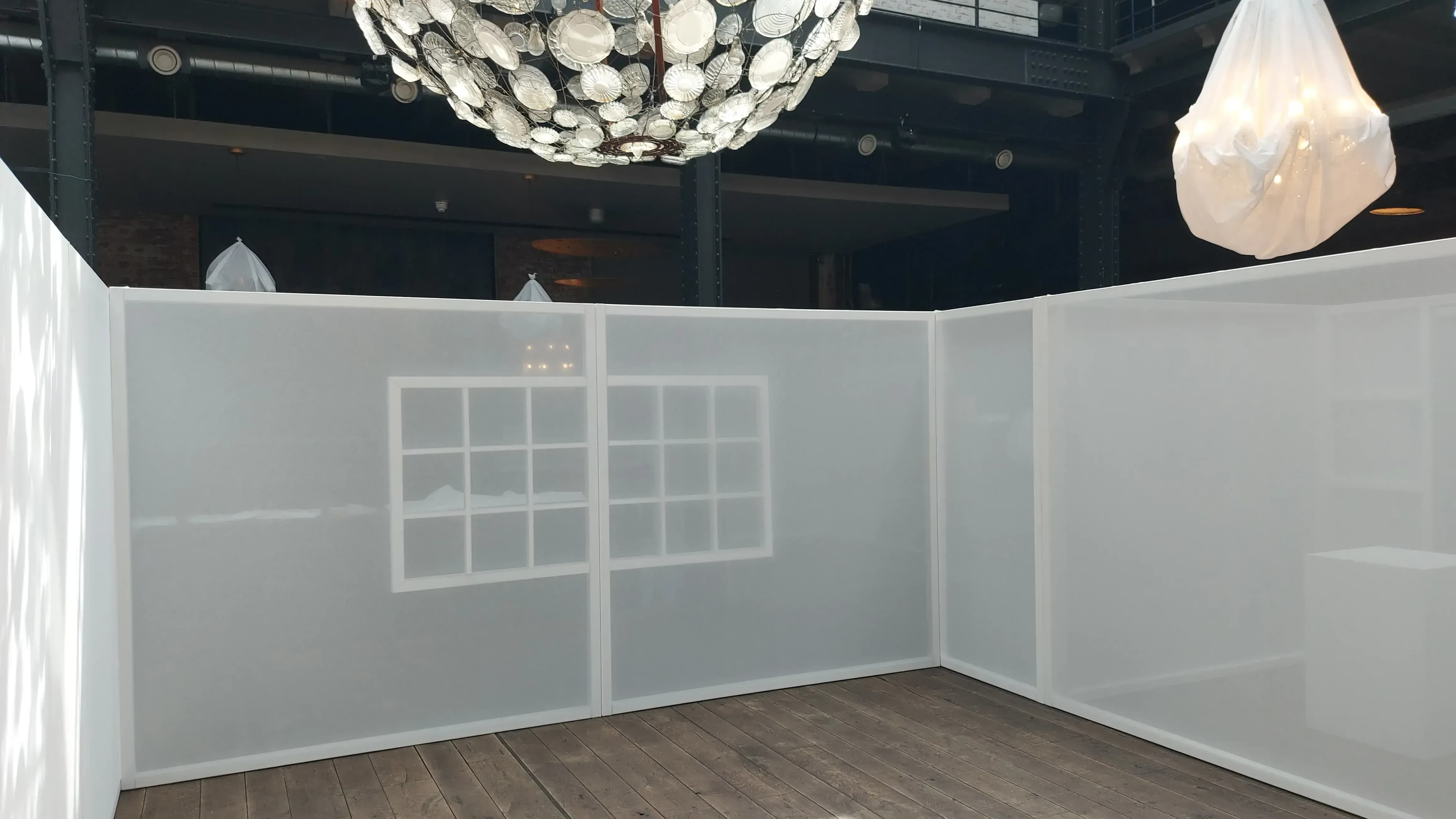 Setbau für Studios und on Location Produktionen in Berlin